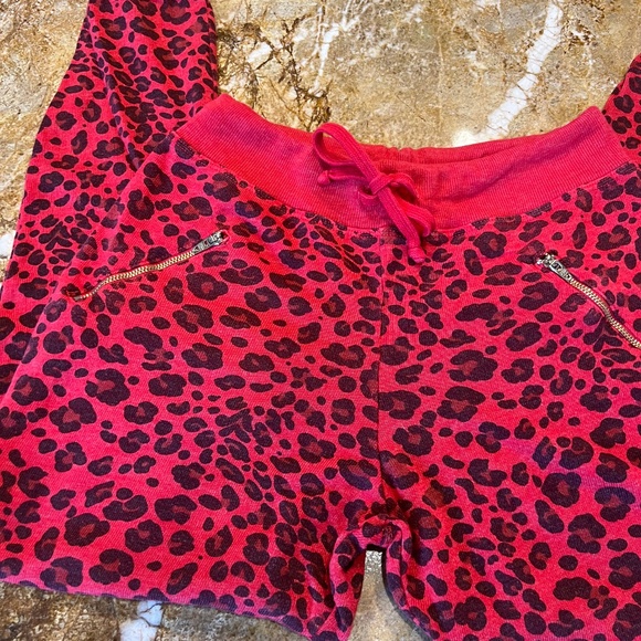 Sundry- Women's US Size 0- Red Cheetah Sweat Pants - Picture 2 of 10